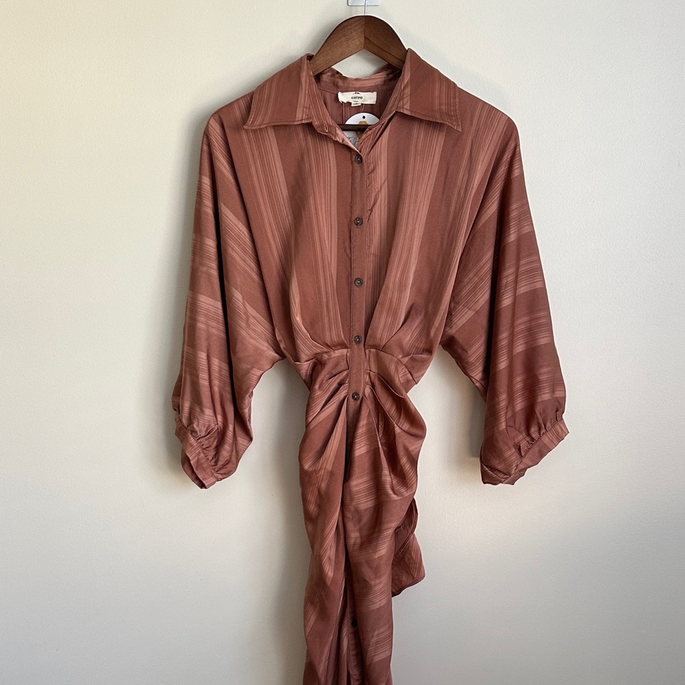 Entro Terracotta/Rust Button-Up Long Sleeve Dress with Tie Back